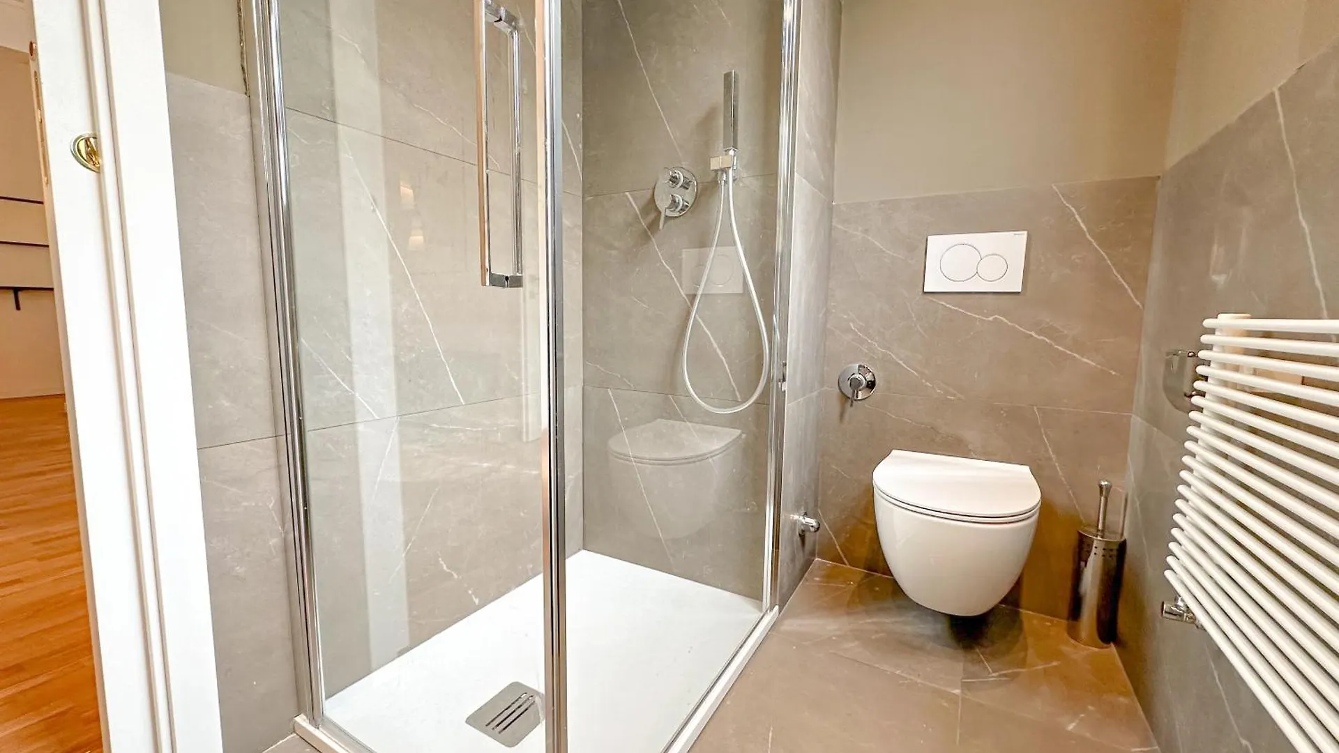 Ranzoni 21 - 15 Min Dal Duomo Apartment Milan Italy