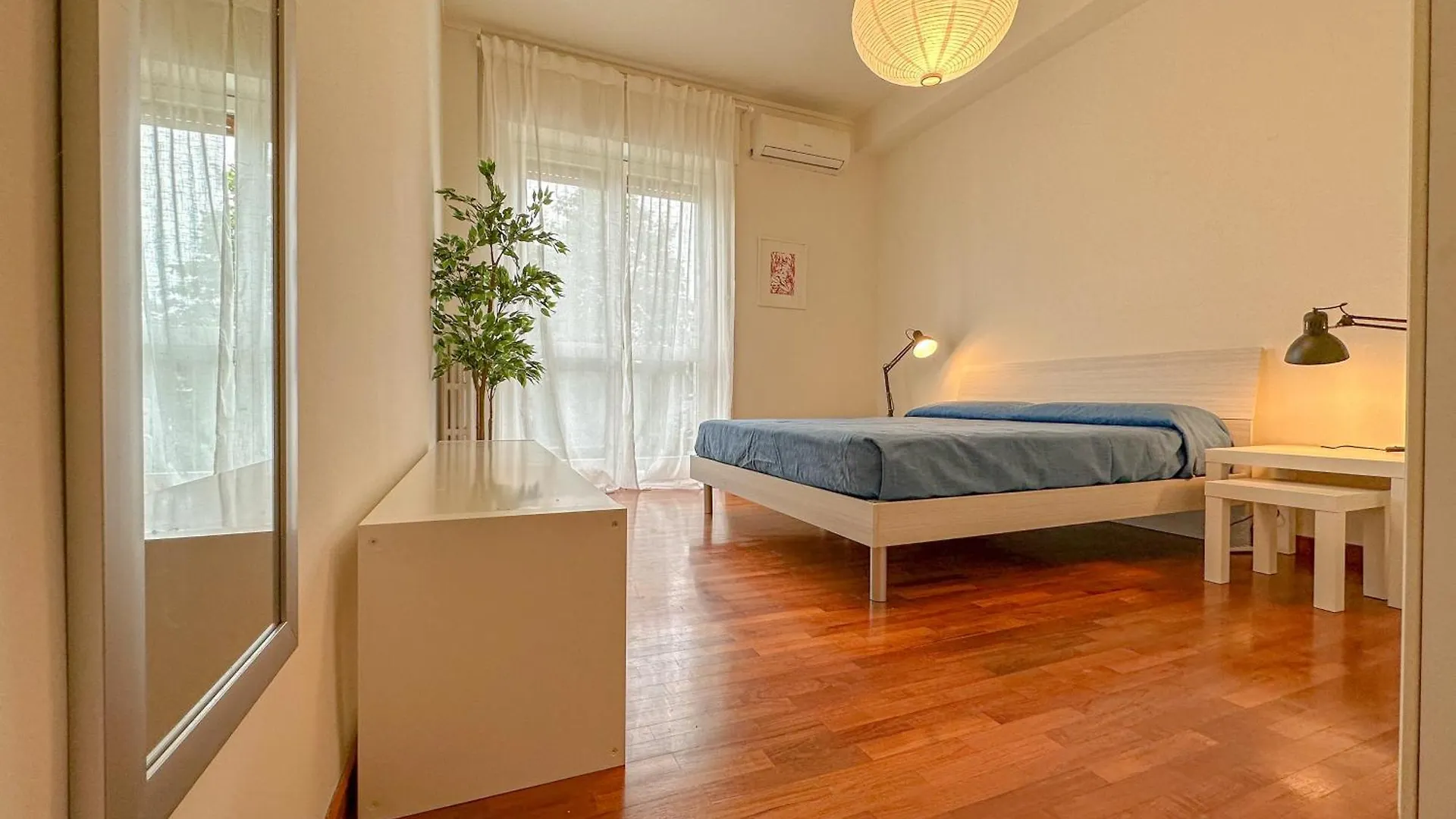 Ranzoni 21 - 15 Min Dal Duomo Apartment Milan Italy